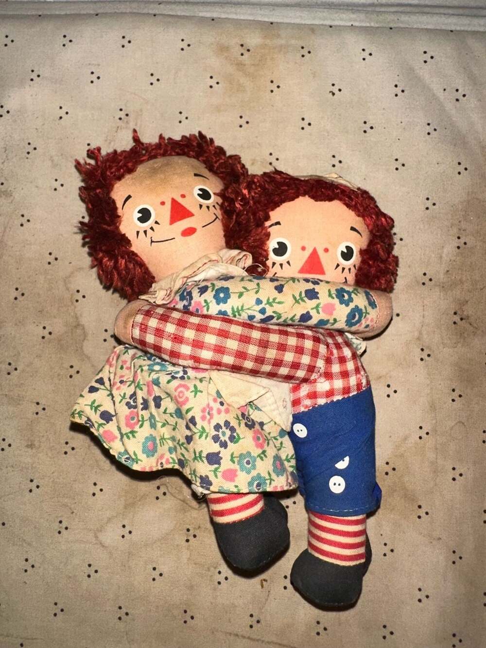 Knickerbocker Raggedy Ann and Andy Hugging Dolls 8 inch